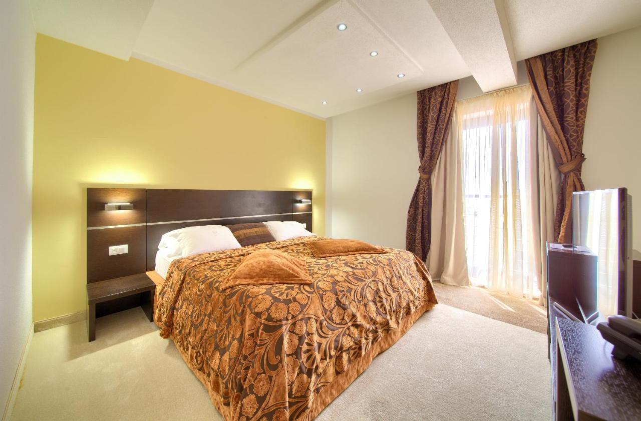 Hotel Marina Krk Town Luaran gambar
