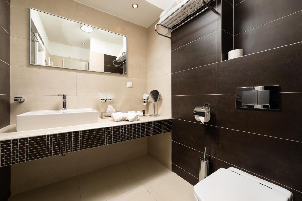 Hotel Marina Krk Town Luaran gambar