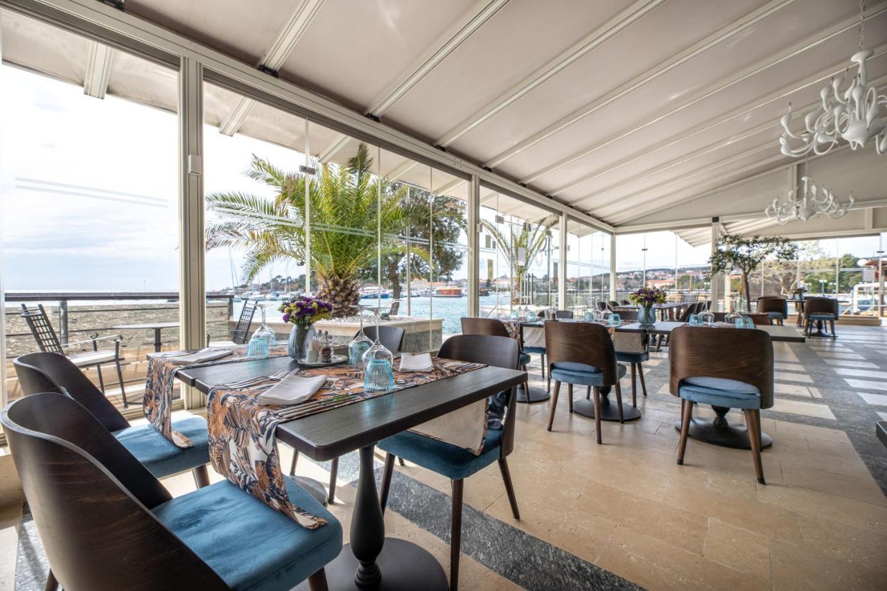 Hotel Marina Krk Town Luaran gambar