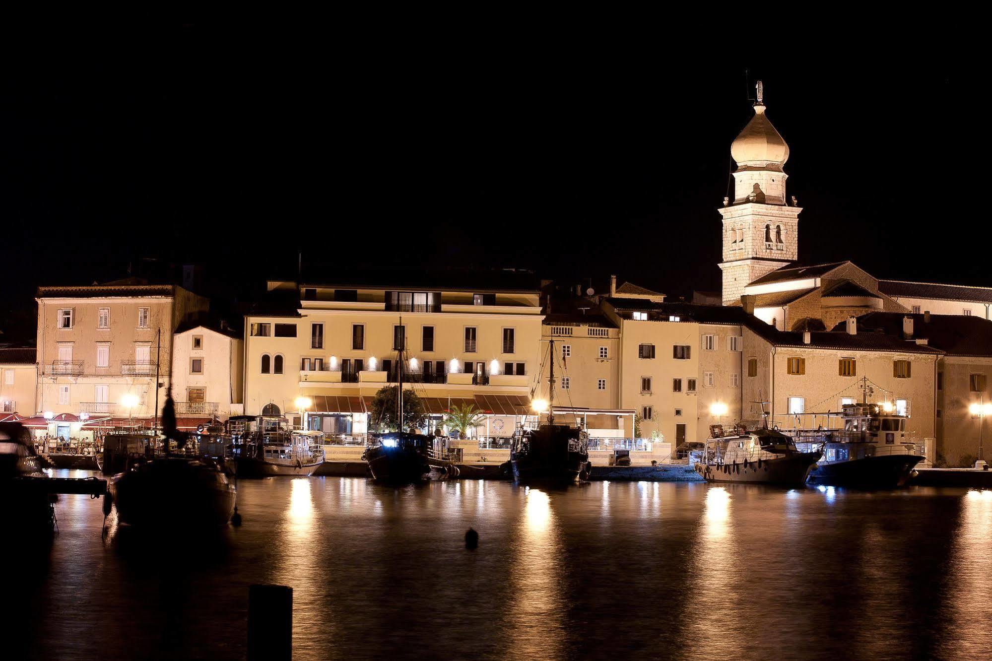 Hotel Marina Krk Town Luaran gambar