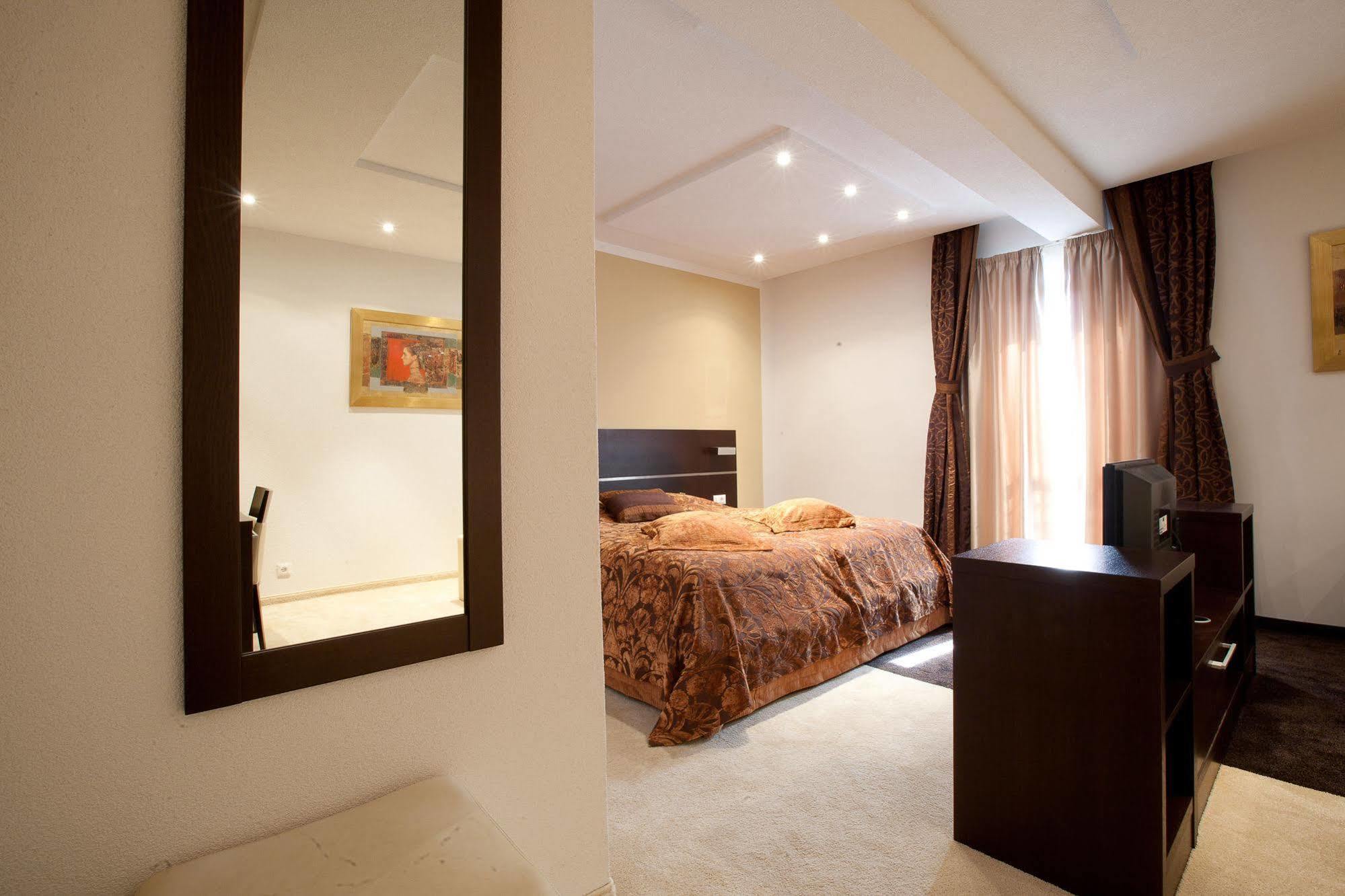 Hotel Marina Krk Town Luaran gambar
