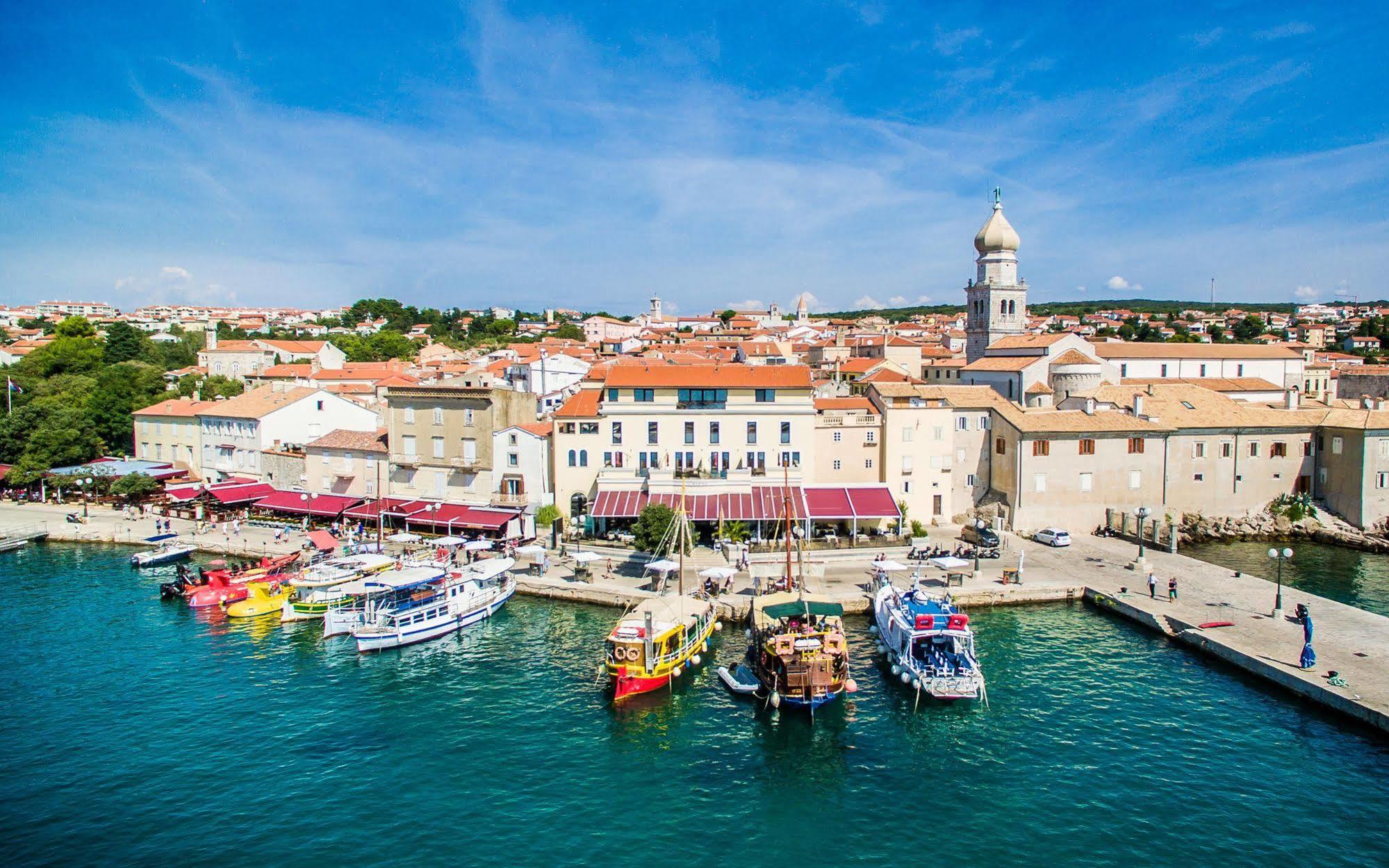 Hotel Marina Krk Town Luaran gambar